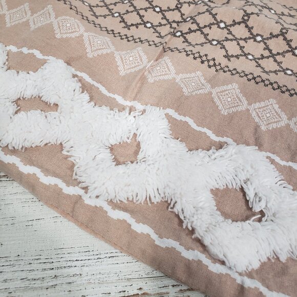 Ink & Ivy Tan Grey cotton Pillow Sham with Fringe Details 25 X 19 - Picture 6 of 6